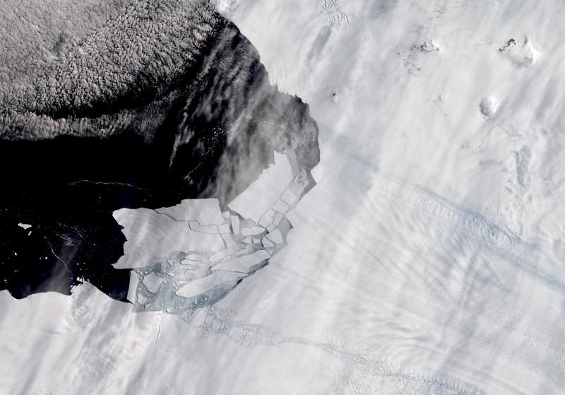 2023 10 23 ANTARCTICA SPACE EXPLORATION Scaled