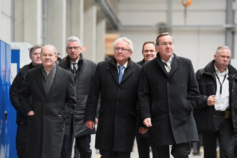 2024 02 12T142007Z 1 LYNXNPEK1B0E3 RTROPTP 4 UKRAINE CRISIS GERMANY SCHOLZ Scaled