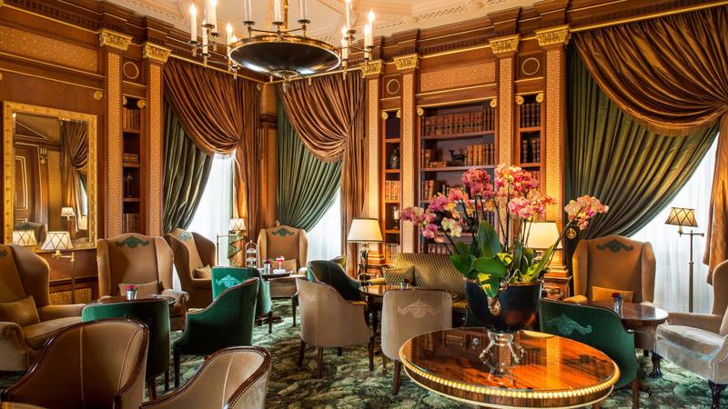 The Lanesborough Library Bar 4