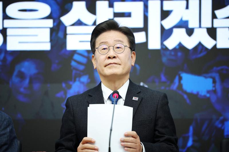 2024 04 11T023145Z 57759473 RC2047AEJN50 RTRMADP 3 SOUTHKOREA ELECTION Scaled
