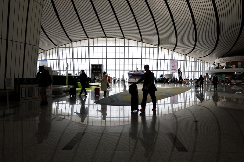 2023 12 07T105927Z 2 LYNXMPEJB603D RTROPTP 4 CHINA TRAVEL Scaled