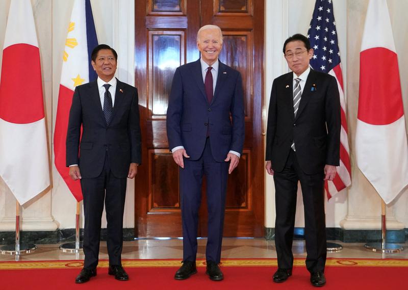 2024 04 11T210307Z 396258783 RC2K47AXPMOB RTRMADP 3 USA JAPAN KISHIDA MARCOS Scaled