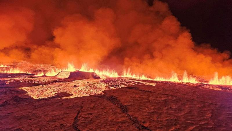2023 12 19T105926Z 1 LYNXMPEJBI0DP RTROPTP 4 ICELAND VOLCANO