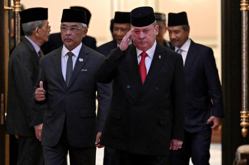 2023 10 27T052628Z 1 LYNXMPEJ9Q06P RTROPTP 4 MALAYSIA POLITICS KING Scaled